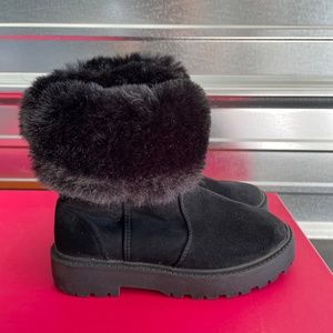 Zara Girls Size 30 Black Faux Suede Furry Boots Mid-High Foldable - Good